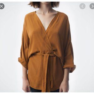 Hackwith Design House Wrap/Kimono Top